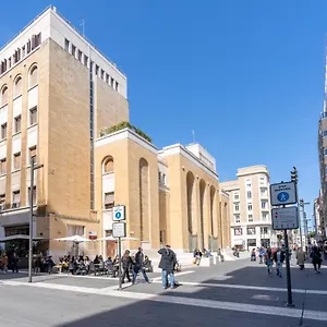 Appartamento & Elegant Near The Station, Bari